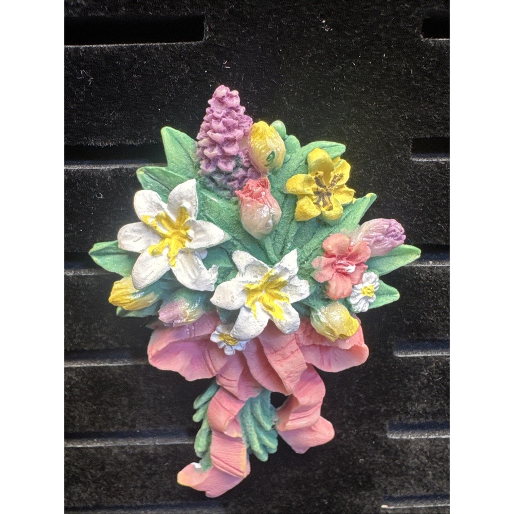 Multiple‎ Different Flowers Lapel Pin (C409)